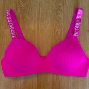 Victoria Secret “bling” t shirt bra
